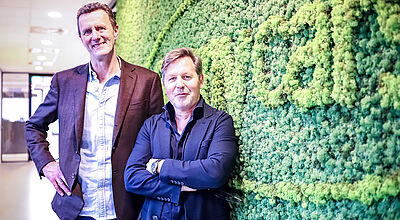 Die Geschäftsführer von Sunny Cars, Kai Sannwald (links) und Thorsten Lehmann, sind mit der jüngsten Entwicklung des Mietwagengeschäfts zufrieden