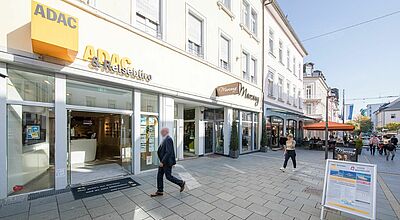 ADAC Reisebüro in Bad Homburg: Die gelbe Marke wird in der Touristik deutlich präsenter