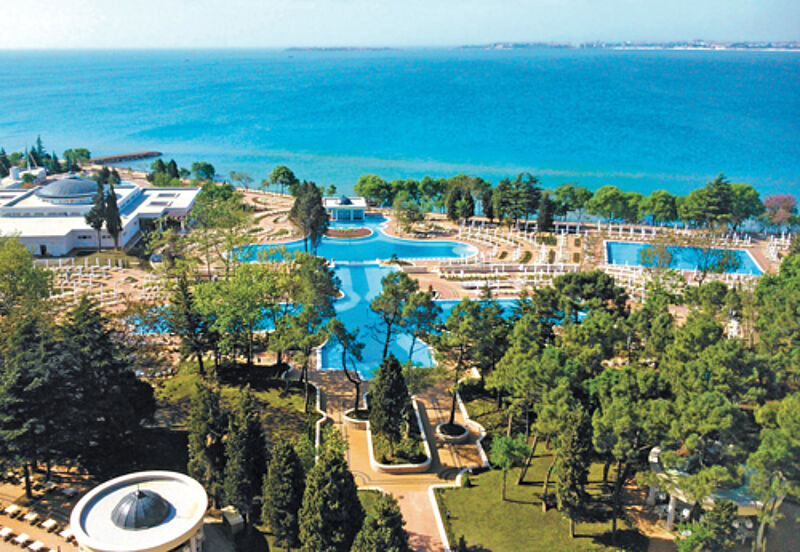 Das Vier-Sterne-Clubhotel Riu Helios Paradise liegt am Sonnenstrand