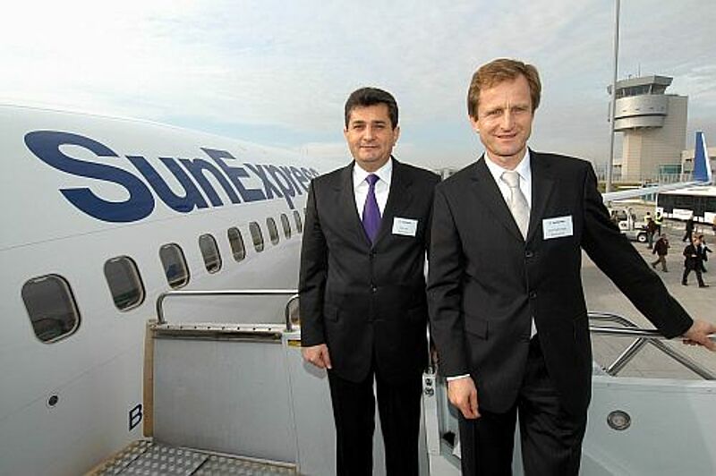 Sehen Antalya auf einem guten Weg: Paul Schwaiger, Chef von Sun Express (rechts) und Aufsichtsratsvorsitzender Temel Kotil