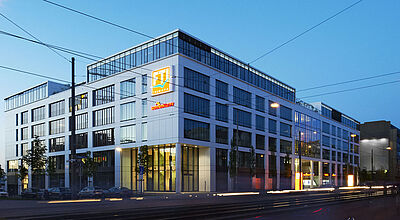 FTI, hier die Firmenzentrale in München, muss mehr als 600 Millionen Euro an den WSF zurückzahlen