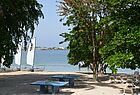 Blick über den Strand des Riu Negril bis zum Royalton Negril, einem der Topseller aus dem TUI-Programm