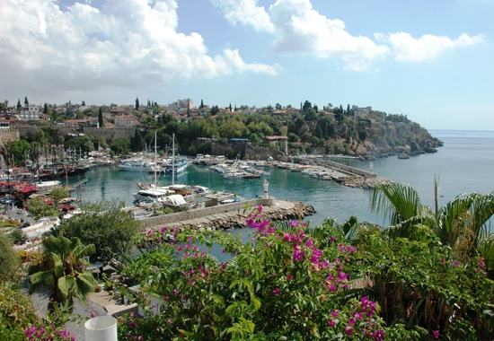 Insbesondere die Region Antalya ist bei Bentour-Kunden wieder gefragt Insbesondere die Region Antalya ist bei Bentour-Kunden wieder gefragt