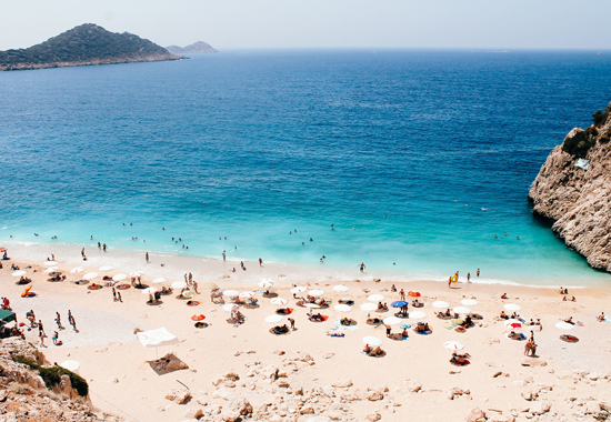Nach Antalya legt DER Touristik einen Zusatzcharter mit Small Planet auf - hier im Bild der Strand von Kaputas