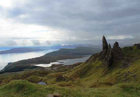 Die Felsformation Old Man of Storr auf der schottischen Isle of Skye war schon in Filmen wie „Highlander“ und „Prometheus“ zu sehen