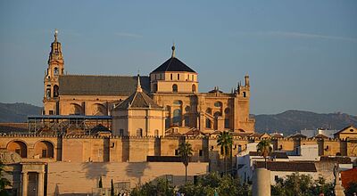 Eine der nachhaltigen Reisen von DER Touristik führt nach Andalusien, hier die Mezquita in Cordoba