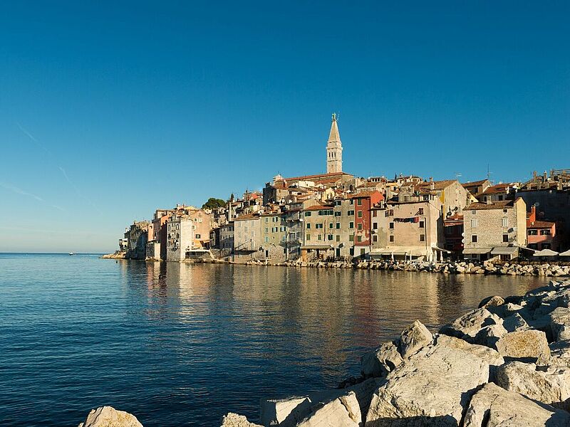 Urlaub in Istrien – im Bild Rovinj – ist bereits heute ohne anschließende Quarantäne möglich. Foto: Dejan Hren