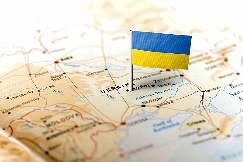 Von Deutschland aus starten immer mehr Hilfstransporte in Richtung Ukraine. Foto: MarkRubens/istockphoto