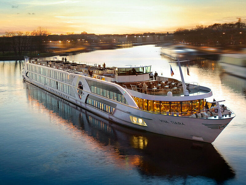 Die Swiss Tiara fährt 2020 als Viva Tiara ganzjährig für Viva Cruises. Modell: Viva Cruises