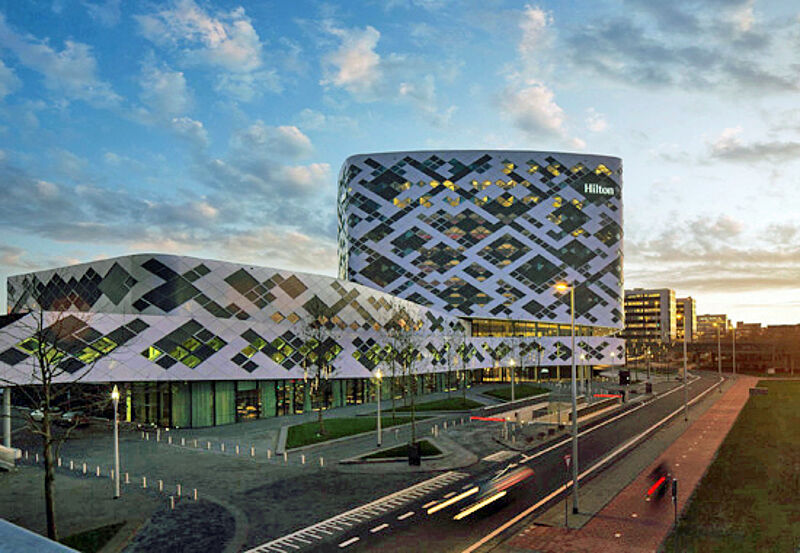 Das Hilton Amsterdam Airport Schiphol bietet 433 Zimmer.