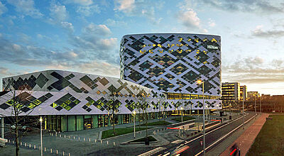 Das Hilton Amsterdam Airport Schiphol bietet 433 Zimmer.