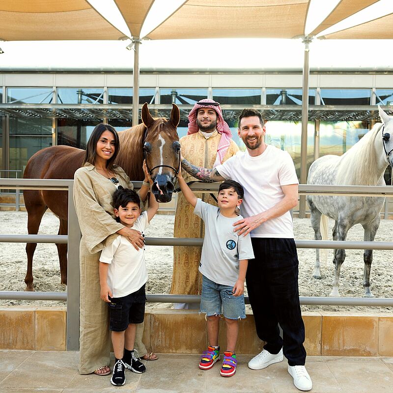 Fußballstar Lionel Messi wirbt mit seiner Familie für das Reiseziel Saudi-Arabien