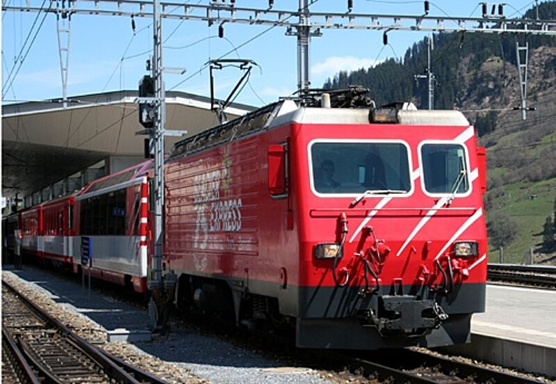 Preissprung: Bahnreisen mit Glacier Express & Co. werden 2011 spürbar teurer