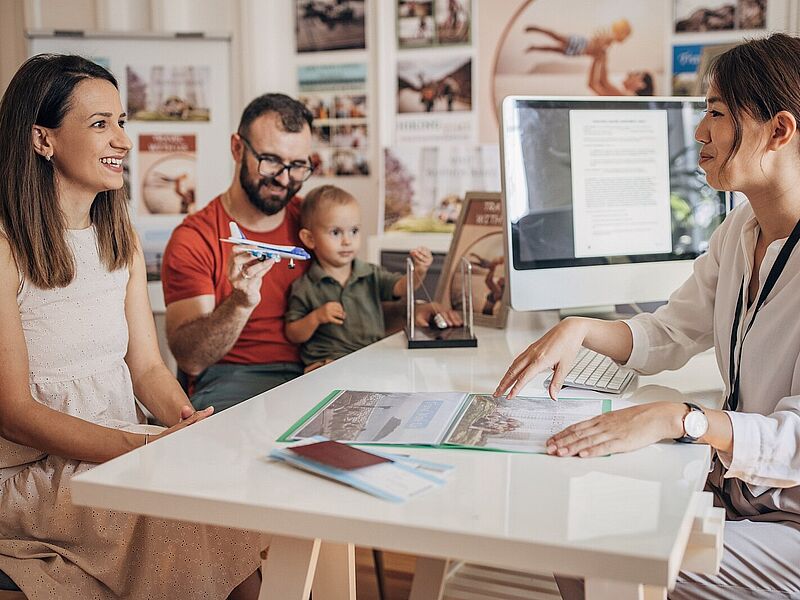 Beim Urlaubsbuchen sparen die Deutschen weiterhin nicht. Foto: South Agency/iStock