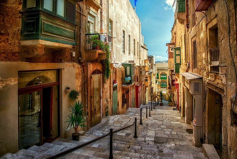 Malta hat seine geplanten Einreisebestimmungen wieder zurückgenommen. Auch Nicht-Geimpfte können weiter durch die Straßen von Valletta bummeln