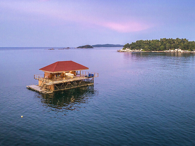 Zum Banyan Tree Bintan gehört nun auch eine schwimmende Villa.