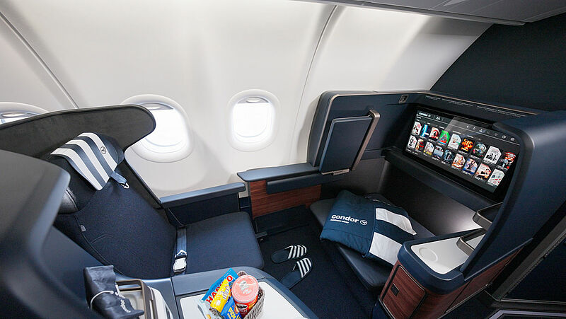 Beim „Prime Seat“ von Condor können sich auch Fluggäste gegenüber sitzen