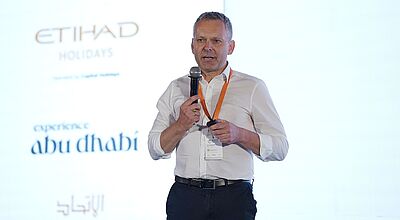 Karl Markgraf während der Schmetterling-Jahrestagung in Abu Dhabi. Foto: Schmetterling Karl Markgraf während der Schmetterling-Jahrestagung in Abu Dhabi. Foto: Schmetterling