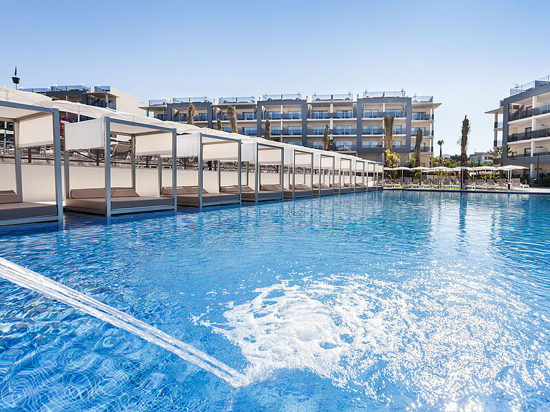 Relax-Pool im Zafiro Palace in Alcudia auf Mallorca. Foto: Zafiro