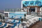 Neu hingegen ist der Infinitypool auf dem Agora-Deck
