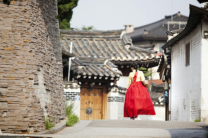 Traditionelle koreanische Häuser im Bukchon Hanok Village in Koreas Hauptstadt Seoul
