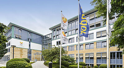 Frühere Zentrale von Thomas Cook am „Thomas Cook Platz 1“ im hessischen Oberursel. Foto: mg/Archiv 