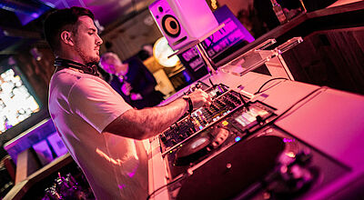 Me and All überträgt ab sofort Konzerte im Livestream. Foto: Me and All