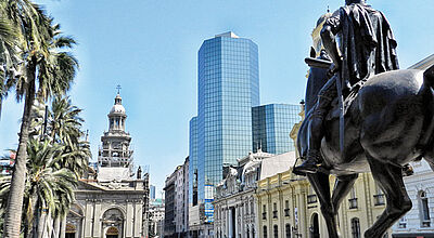 Der Plaza de Armas ist das Herz Santiagos.