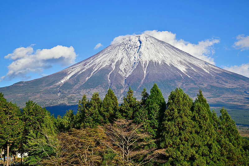 Mit über 3.700 Metern Höhe ist der Fuji der höchste Berg Japans