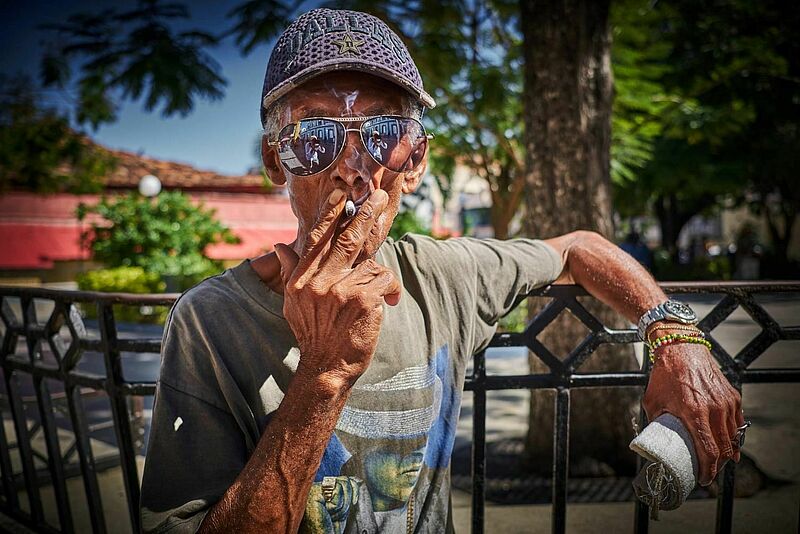 Fotos, die berühren und Reiselust wecken. Andreas Kalthoff setzte gekonnt einen Mann auf Kuba in Szene. Das Foto lief außer Konkurrenz