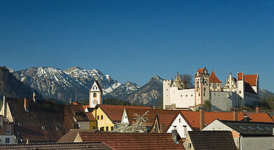 Rund 30 Prozent der Deutschen planen 2012 einen Urlaub im eigenen Land - im Bild Füssen im Allgäu