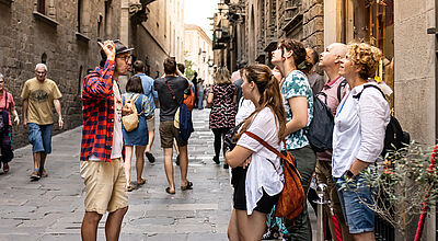 Die Studien- und Erlebnis-Spezialisten sind glücklich mit der Geschäftslage. Foto: iStockphoto/carlos Pereira Die Studien- und Erlebnis-Spezialisten sind glücklich mit der Geschäftslage. Foto: iStockphoto/carlos Pereira