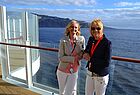Inke Rasmussen und Birgit Klatt von TUI Deutschland beim Auslaufen aus Funchal