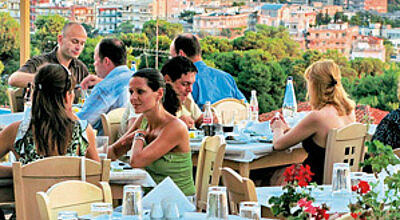 Überraschend modern präsentiert sich Griechenlands zweitgrößte Stadt, Thessaloniki.