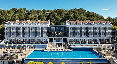 Das Ramada by Wyndham Fethiye Ölüdeniz liegt wenige Minuten vom Strand von Öludeniz entfernt