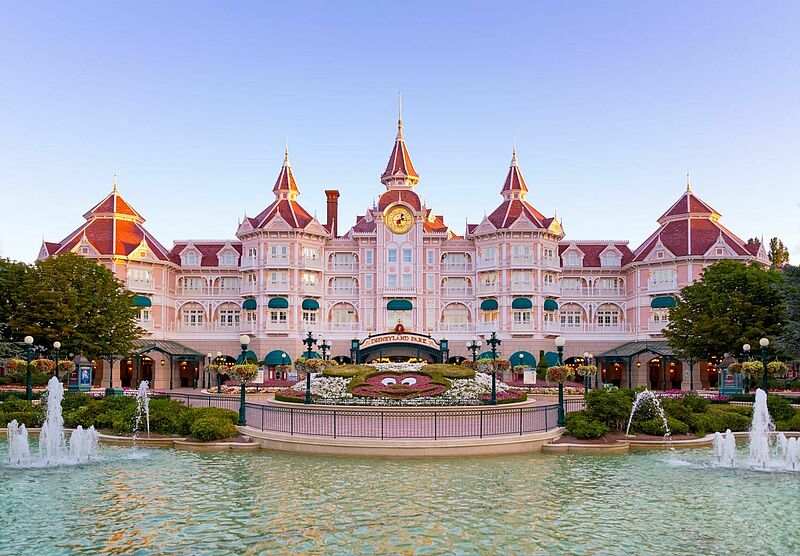 Das Disneyland Hotel am Parkeingang wurde umfangreich modernisiert
