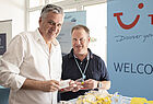 und bei TUI Deutschland, hier mit Key-Account-Manager Michael Dow (rechts)