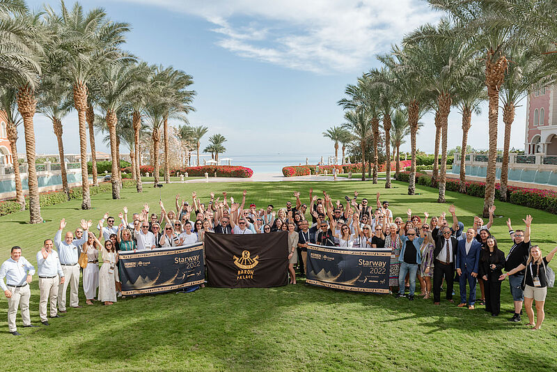 Mit den Starway Awards ehrt Coral Travel/Ferien Touristik jedes Jahr die 100 Top-Partner – hier ein Foto von der Veranstaltung 2022 in Hurghada. Foto: Coral Travel