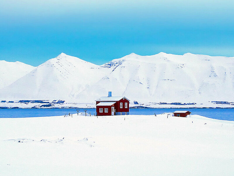 Wer im Winter nach Island reisen möchte, kann sich nach ein paar Tagen Quarantäne frei im Land bewegen. Foto: 12019/pixabay