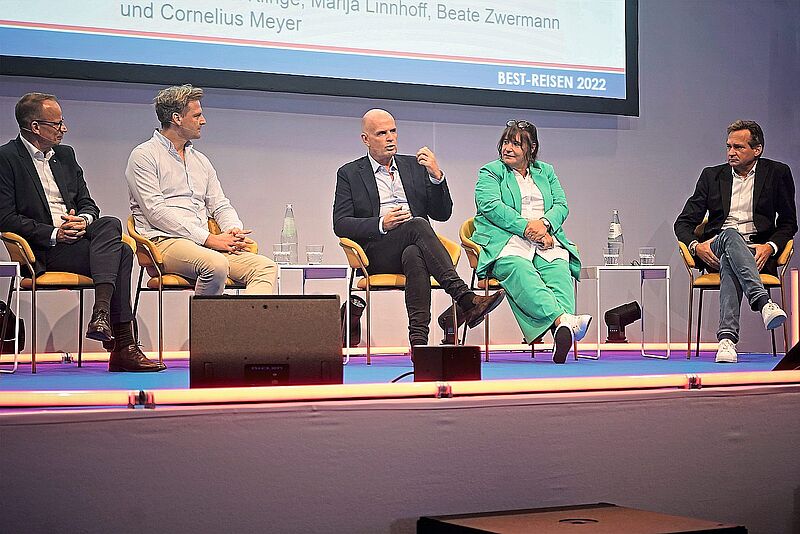 Diskutierten auf der Best-Reisen-Tagung in Kalabrien: Cornelius Meyer, Marcel Klinge, Thomas Ellerbeck, Marija Linnhoff und Sören Hartmann