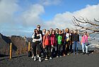 Gruppenbild vor dem Vulkan