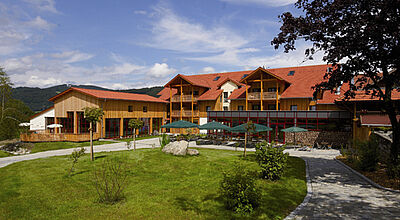 Eines der 57 Familotel-Häuser: der Schreinerhof im Bayerischen Wald