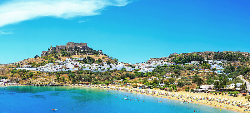 In Griechenland, im Bild Rhodos, könnte es im Sommer zu Kapazitätsengpässen kommen. Foto: Vladimir_Timofeev/istockphoto 