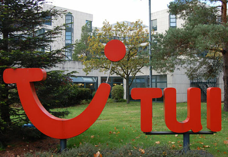 TUI – hier die Zentrale in Hannover – will vom Reiseproduzenten klassischer Prägung zum Urlaubs-Designer werden