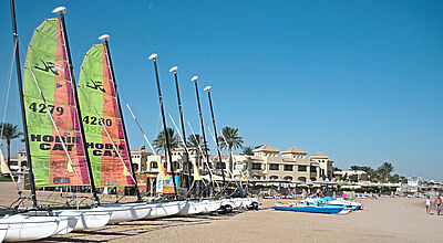 Starke Buchungen, auch für den Winter: Ägypten, hier der Strand am Robinson Club Soma Bay, ist wieder sehr gefragt. Foto: mg
