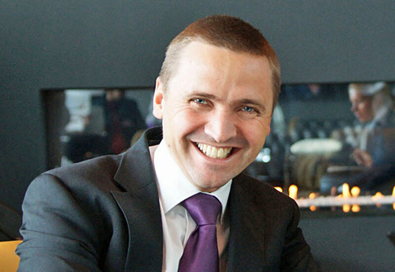 QTA-Chef Thomas Bösl kritisiert die späte Veröffentlichung der Provisionstabellen