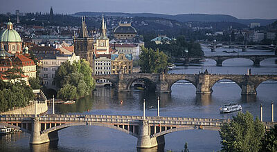 Die Brückenstadt Prag bereist Viking ab Berlin