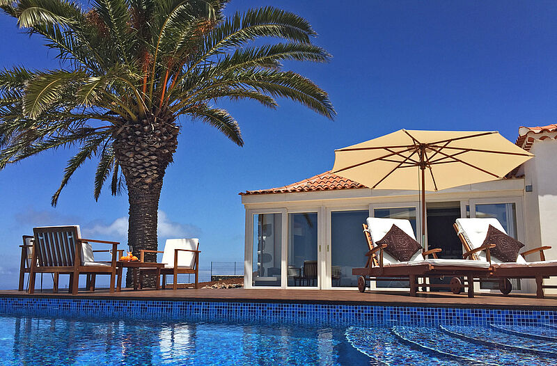 Eines der Ferienhäuser mit Pool, die La Palma Travel anbietet.