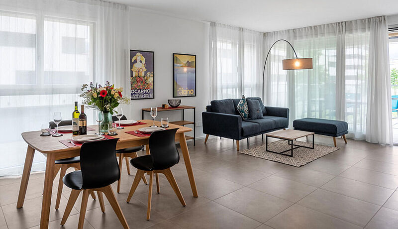 Im Wohnprojekt Loc Towers in Locarno hat die Interhome Group 20 Wohnungen für mehrere Jahre angemietet und zeichnet auch für die Inneneinrichtung verantwortlich