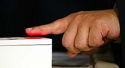 USA-Reisende müssen künftig auch bei der Ausreise ihren Fingerabdruck scannen lassen.